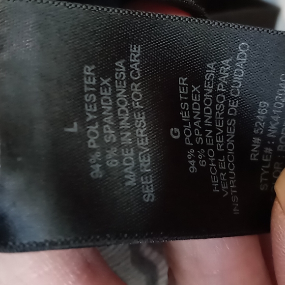 NORMA KAMALI Lace Design Top - Picture 6 of 8